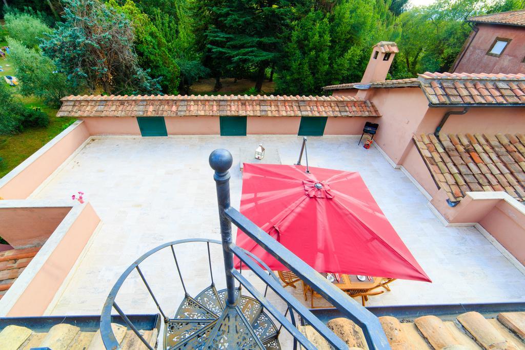 Frascati Country House *